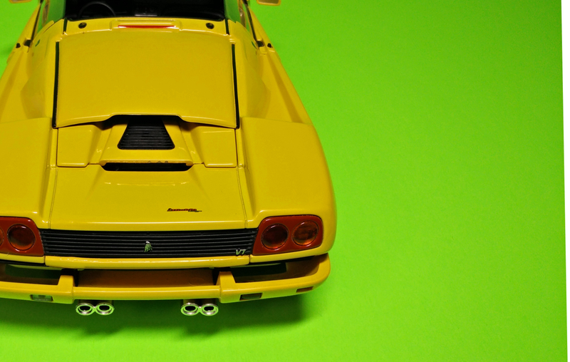 Illustration for article titled Running of the Bulls, Day 1: El Diablo Droptop
